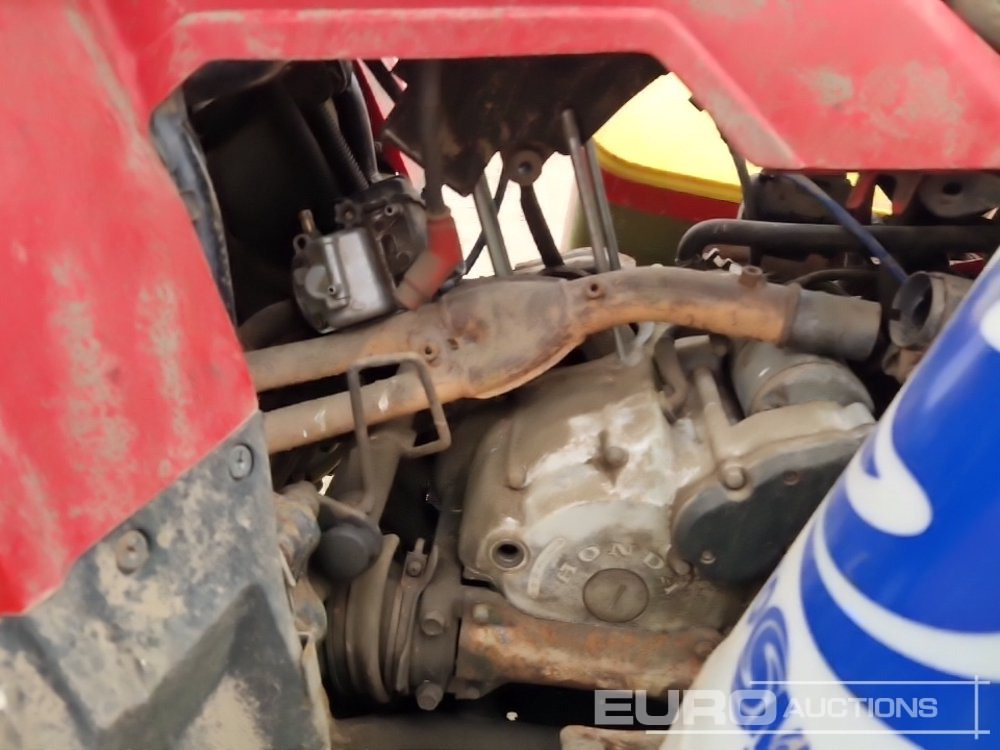 Engins de chantier Honda TRX350D: photos 21